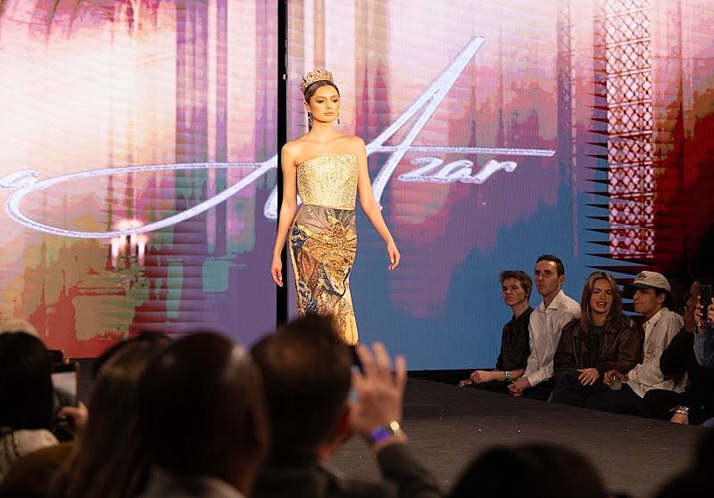 Paola Ruiz, la primera modelo con labio leporino en desfilar en New York Fashion Week