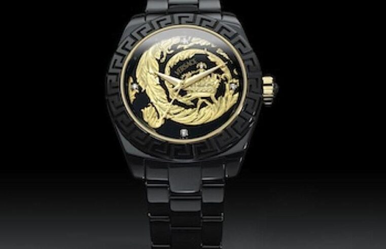 Versace relanza el emblemático reloj DV One para celebrar sus dos décadas de éxito