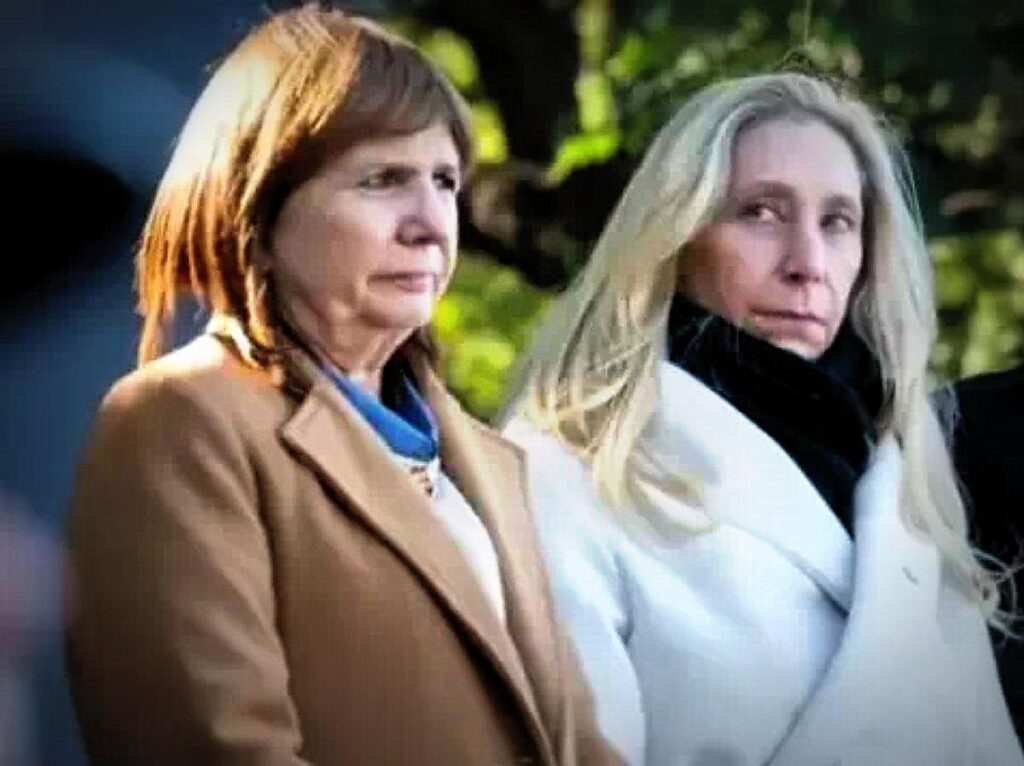 Patricia Bullrich y Karina Milei