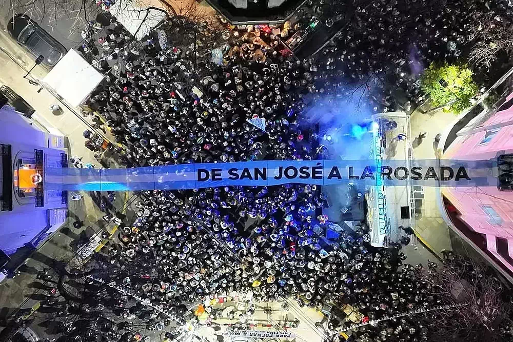 El cartel en San José 1111