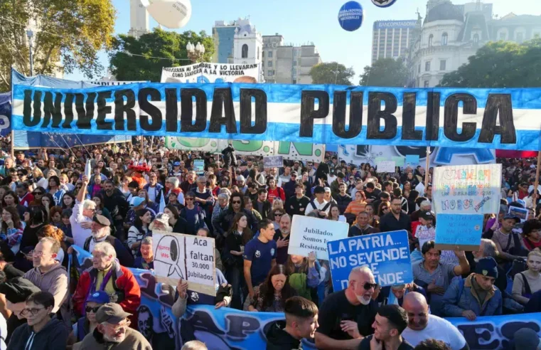 Marcha universitaria